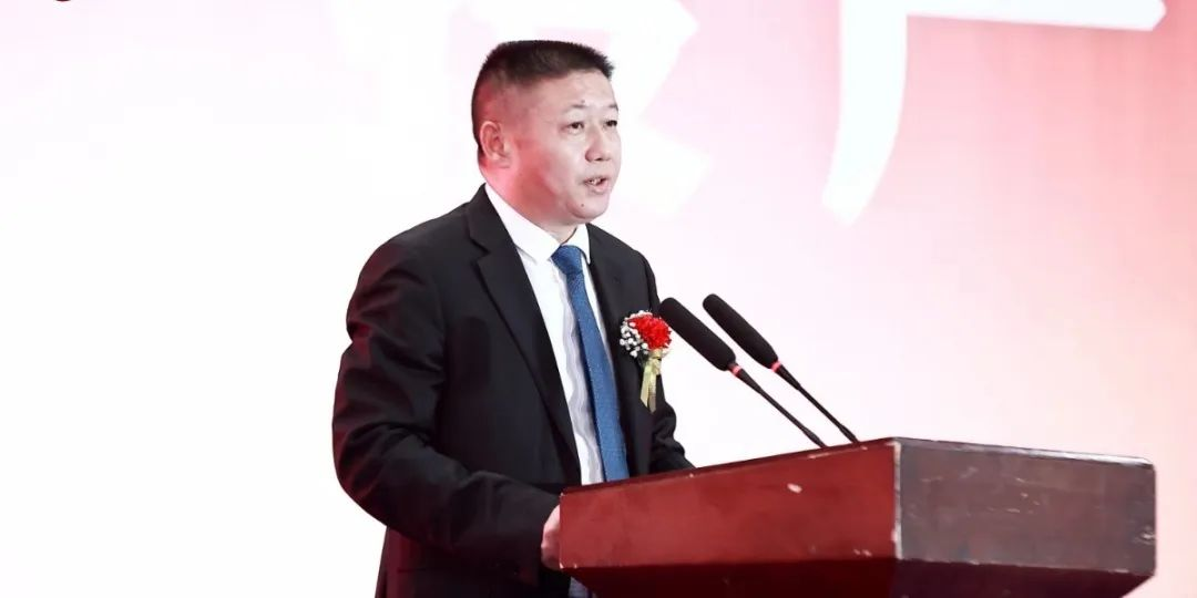 Тепло отпразднуйте Сычуань ГуаньЮй ГлассIndustrial Co., Ltd. был зажжен и запущен в производство-13